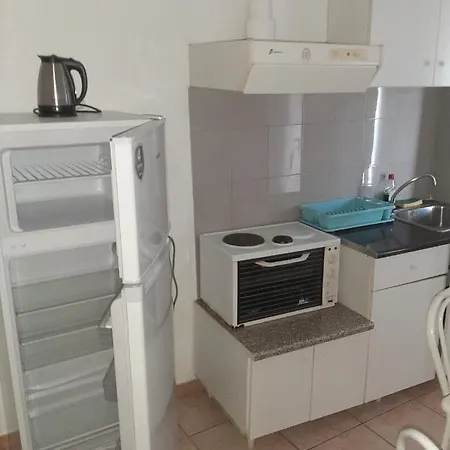 Διαμέρισμα Glaros *