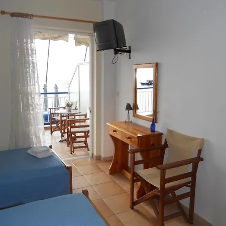 Glaros Διαμέρισμα Λουτρά Αιδηψού